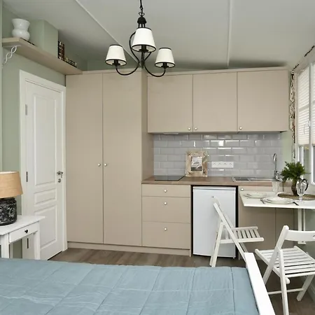 シャレー Anna House *